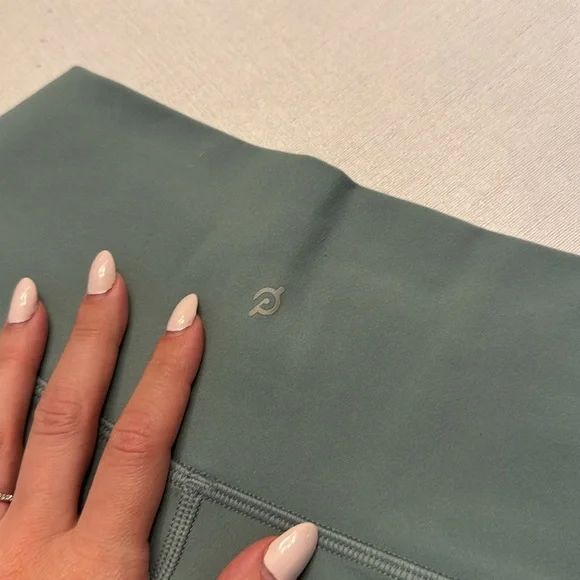 Peloton Cadent High Rise Pocket Legging - Picture 6 of 7